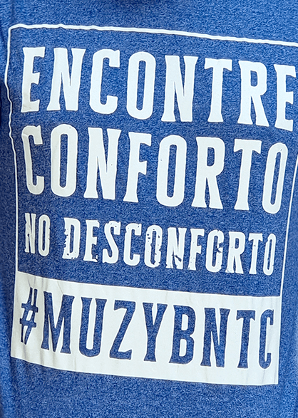 Baby Look Conforto no Desconforto Azul M