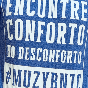 Baby Look Conforto no Desconforto Azul P